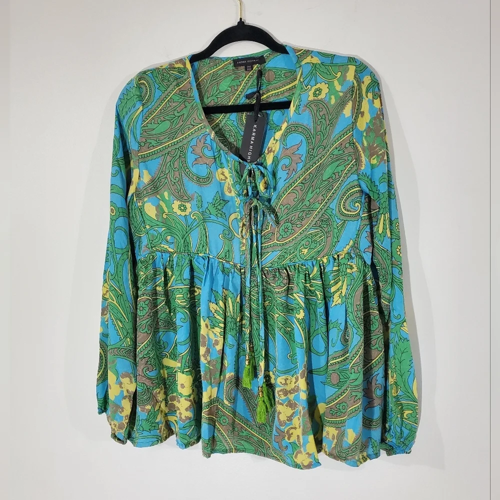 NWT Woman's Paisley Print Top One Size - Picture 2 of 8